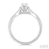1/2 Ctw Criss Cross Shank Round Cut Diamond Engagement Ring With 1/3 Ct Emerald Cut Diamond Center Stone in 14K White Gold