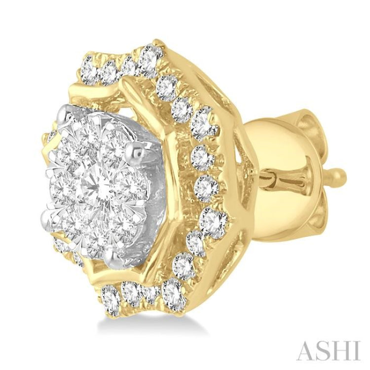 1/2 Ctw Star Lattice Lovebright Round Cut Diamond Earring in 14K Yellow and White Gold