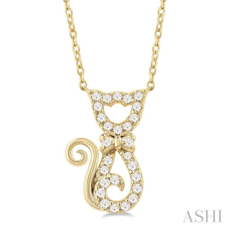 1/10 Ctw Cat Shape Petite Single Cut Diamond Fashion Pendant With Chain in 10K Yellow Gold