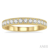 1/2 Ctw Round Cut Diamond Wedding Band in 14K Yellow Gold