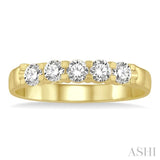 1/2 Ctw 5 Stone Round Cut Diamond Wedding Band in 14K Yellow Gold