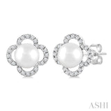 5 MM Cultured Pearl and 1/6 Ctw Single Cut Diamond Clover Petite Fashion Earrings in 10K White Gold