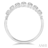 1/3 Ctw Lined Circular Mount Round Cut Diamond Fashion Stackable Band in 14K White Gold