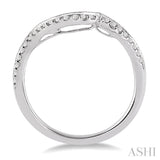 1/5 Ctw Round Cut Diamond Wedding Band in 14K White Gold