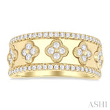 5/8 Ctw Clover Motif Round Cut Diamond Wide Fashion Band in 14K Yellow Gold