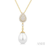 9X7 MM Pear Shape Mount Cultured Pearl Drop and 1/5 ctw Round Cut Diamond Fashion Pendant With Chain in 14K Yellow Gold
