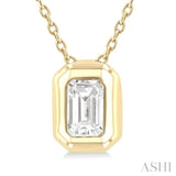 1/3 Ctw Bezel Set Emerald Cut Diamond Bubble Fashion Pendant With Chain in 14K Yellow Gold