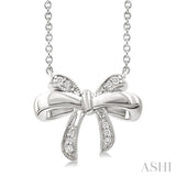 1/20 Ctw Bow Round Cut Diamond Fashion Pendant With Chain in Sterling Silver