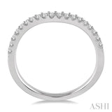 1/5 Ctw Round Cut Diamond Wedding Band in 14K White Gold