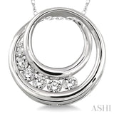 1/4 Ctw Diamond Journey Circle Pendant in 14K White Gold with Chain