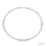 1/2 Ctw Round Cut Diamond Fashion Bangle in 14K White Gold